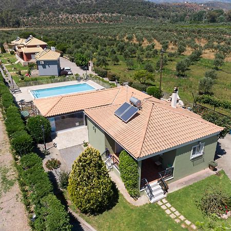 Spedion Villa - Near To Sea Villas With Heated Swimming Pool Gytheio Dış mekan fotoğraf
