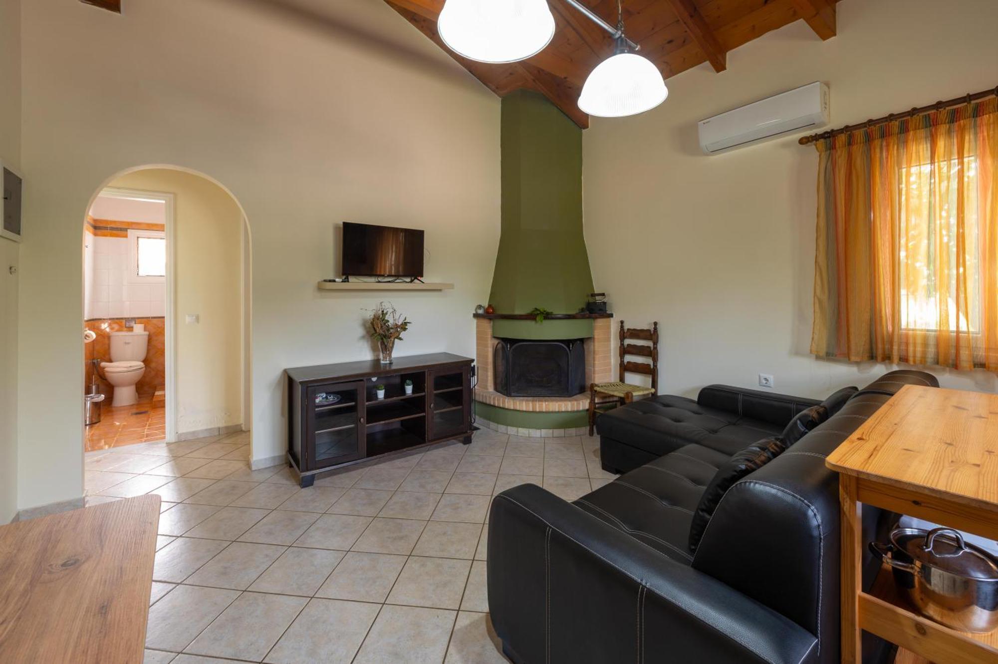Spedion Villa - Near To Sea Villas With Heated Swimming Pool Gytheio Oda fotoğraf